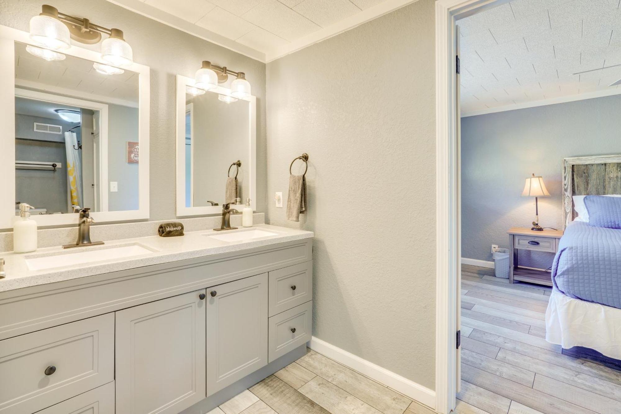 Howe Retreat With Fire Pit And Private Boat Dock! Exterior foto